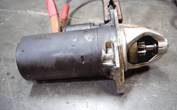 Startér motoru: Jak funguje a jak se projevuje jeho porucha?