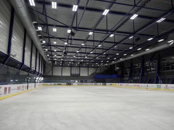steel aréna