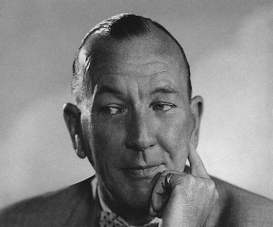 Sir Noël Peirce Coward Biography - Facts, Childhood, Family Life & Achievements