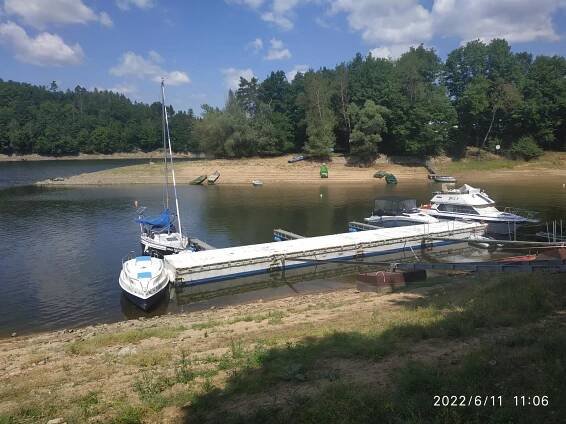 Kemp Wilsonka - Dalešická přehrada 06/2022 - Caravan24.cz
