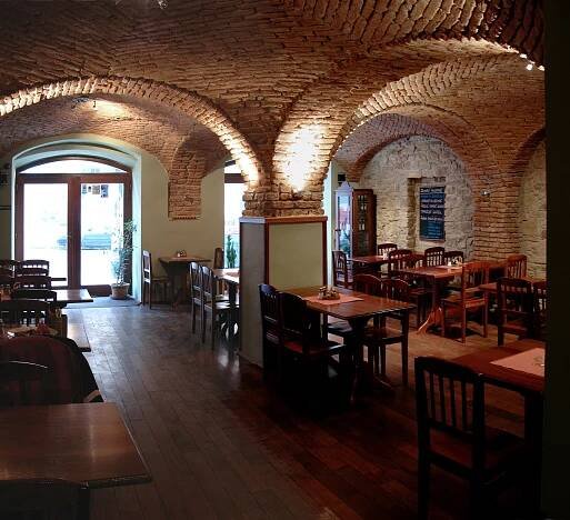 Restaurace Karlín | Architekti Libor Přeček – projekční kancelář