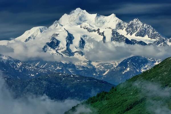 Dom (mountain)
