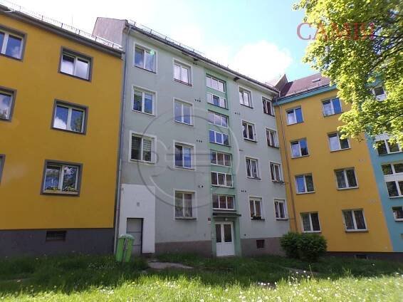 Prodej Byt 3+1, Skřivánčí, Aš