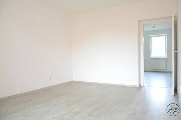 Pronájem bytu 2+1 75 m², Gočárova třída, Hradec Králové - Pražské Předměstí
