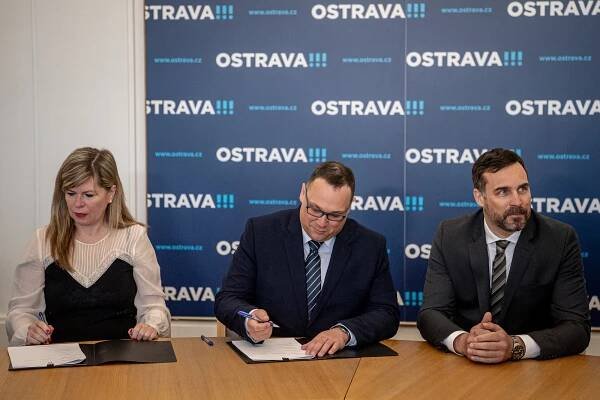 VIDEO: V Ostravě je podepsána koaliční smlouva. Primátorem bude Jan Dohnal