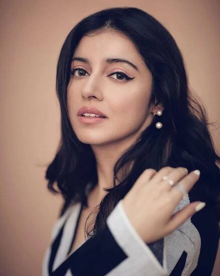Divya Khosla Kumar Height Age Boyfriend Husband Children Family Biography