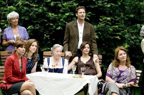 Jeder Mensch braucht ein Geheimnis - Z filmu - Doris Schretzmayer, Lena Dörrie, Regine Lutz, Thomas Unger, Alena Baich, Gabriela Benesch