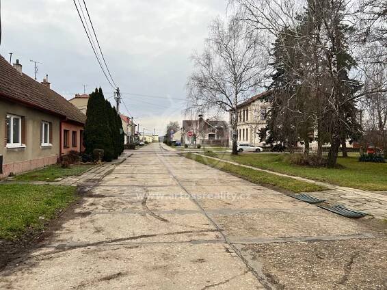 Prodej Pozemek, Hrušky, okres Vyškov