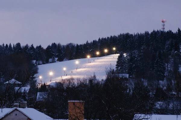Lyžařský areál Trhová Kamenice foto 1