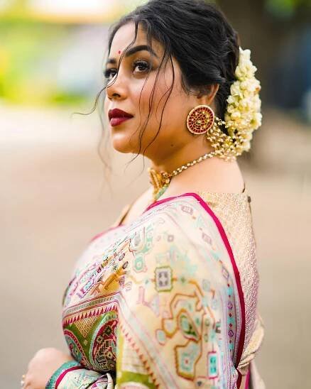 Shamna Kasim Photos, Pictures & Shamna Kasim Images - Kerala9.com