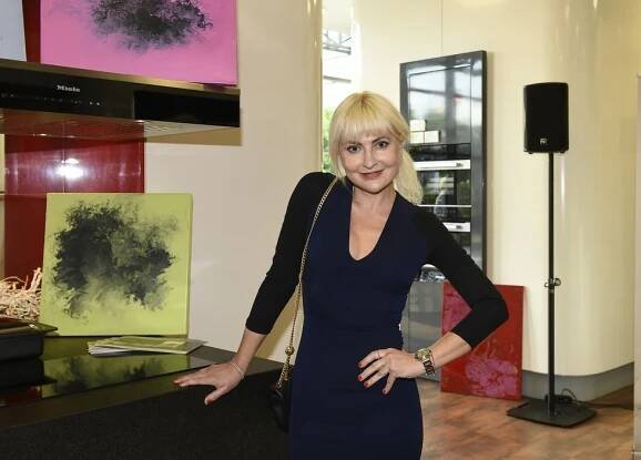 Bára Nesvadbová (50): Zbláznila se do partnera své dcery Bibiany (22)!