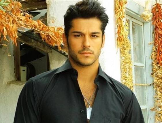 Burak Özçivit