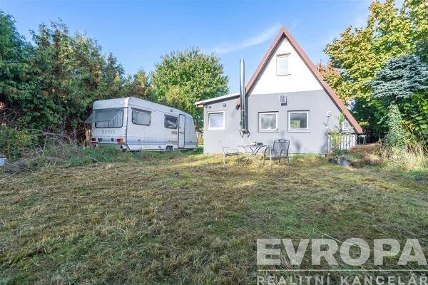 Prodej chaty, 42 m2, Hradec Králové, ulice Zahrádkářská osada Dolíky, okres Hradec Králové