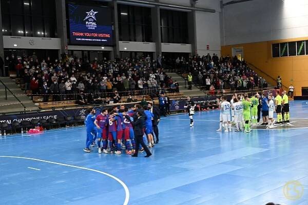 SK PLZEŇ - FC BARCELONA 1 : 3 (FUTSAL - CHAMPION LEAGUE) - Fotogalerie 2021 | TJ Lokomotiva Plzeň