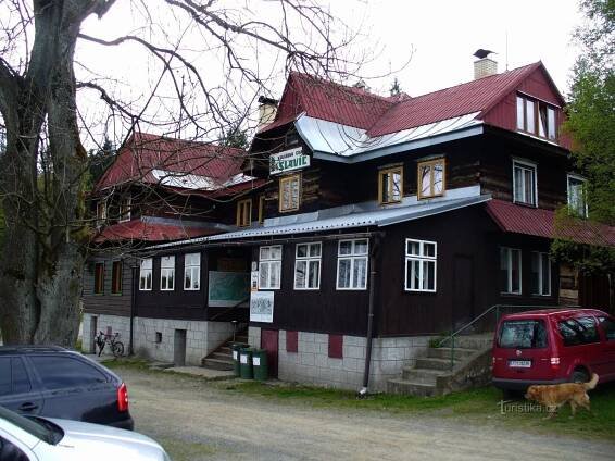 Kolářová chata Slavíč
