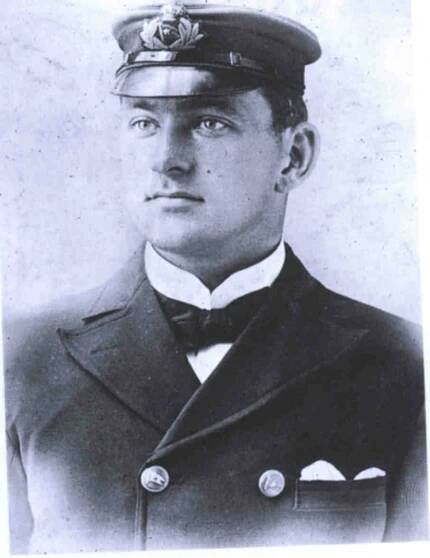 Titanic's Officers - RMS Titanic - Chief Officer Henry Wilde