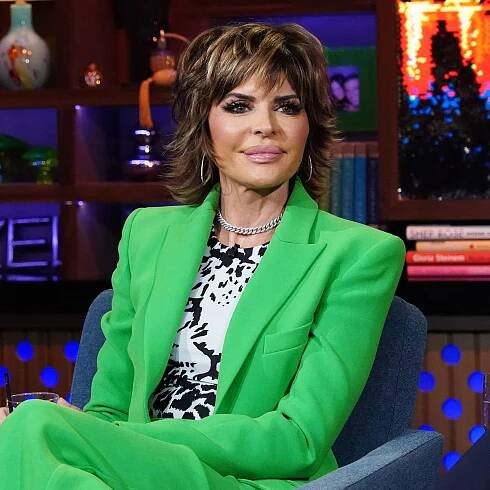 Lisa Rinna, 60, Was Inspired by ‘Schitt's Creek’ to Post a Nude
