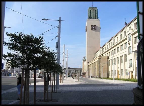 Hradec Králové hlavní nádraží... - ŽST