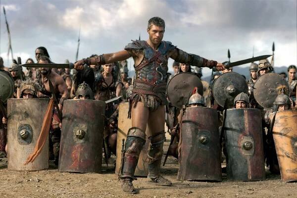 Spartakus - Vítězství - Z filmu - Liam McIntyre