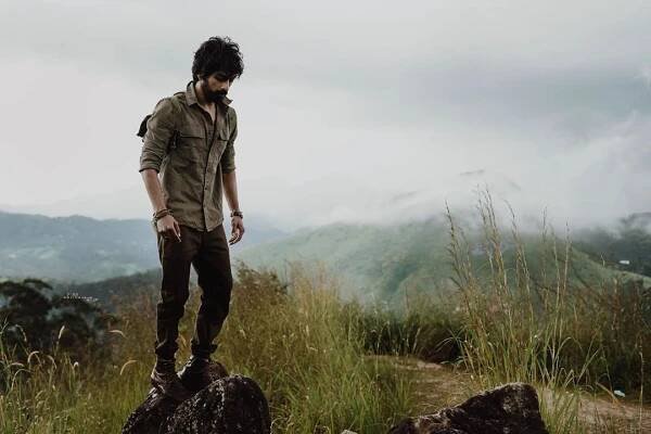 Podobné filmy jako Putham Pudhu Kaalai: Vidiyaadha