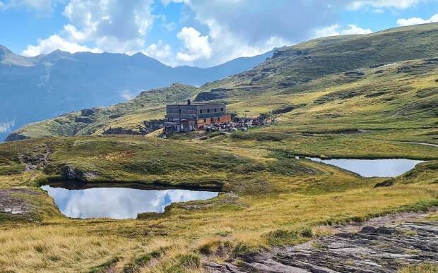 Flumserberg Hike to Spitzmeilien Hut