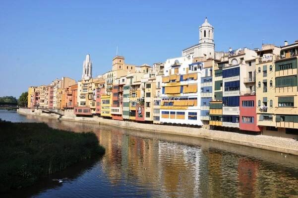BARCELONA A GIRONA S POBYTEM U MOŘE - Španělsko - Poznávací zájezdy | Superzajezdy.cz