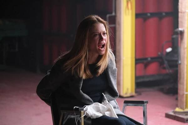 Sesterstvo - Z filmu - Claire Coffee