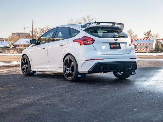 2017 Ford Focus RS - Revhard Motors Inc.