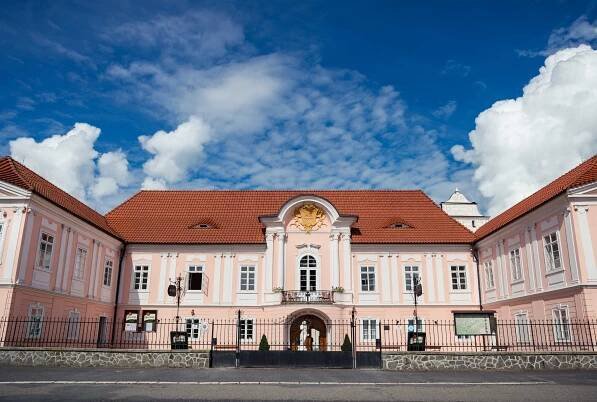 Zámek Hrádek, Hrádek