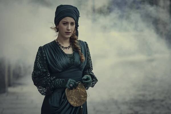 Půlnoc v hotelu Pera Palace - Kořeny (S01E02) (2022)