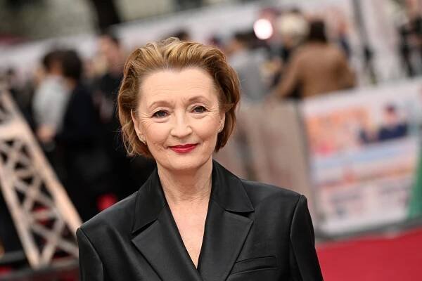 Paní Harrisová jede do Paříže - Z akcí - UK Premiere of "Mrs Harris Goes To Paris" at Curzon Cinema Mayfair on September 25, 2022 in London, England