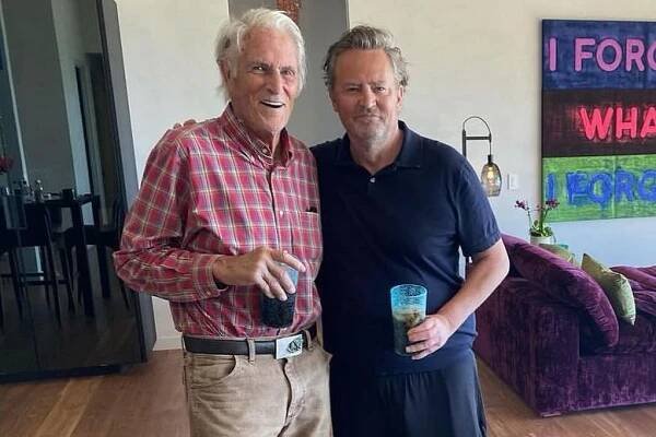 Matthew Perry Shares Rare Photo with His Father, Actor John Bennett Perry