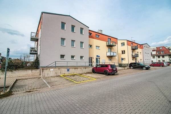 Pronájem Byt 2+kk, Oblouková, Rudná, okres Praha-západ