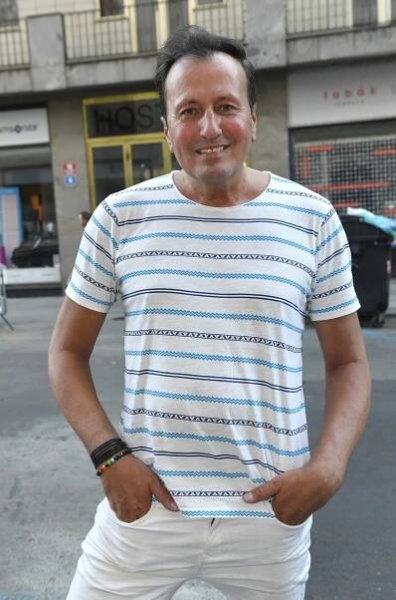 Moderátor Snídaně s Novou souzený za krádež v baru slavil 55: Ukázal nám nahé břicho!