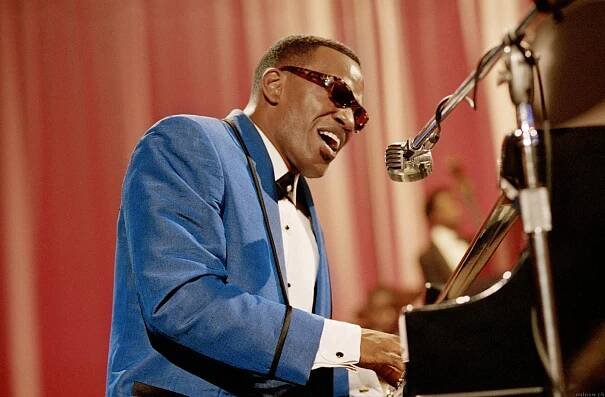 SMRT SI ŘÍKÁ ROCK'N'ROLL: Ray Charles (39.)