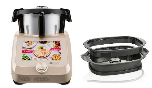 Multifunkční kuchyňský robot Monsieur Cuisine smart s parními koši.