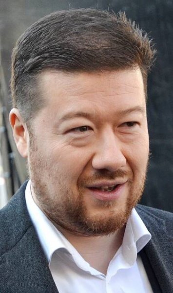 Soubor:Tomio Okamura březen 2015.JPG – Wikipedie