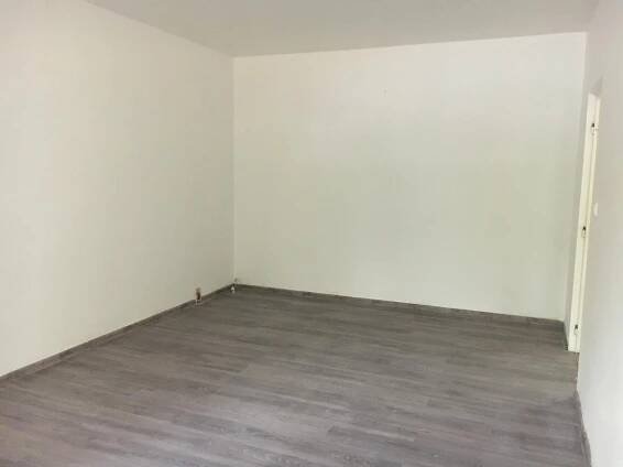 Chomutov, dlouhodobý pronájem bytu 1+2+lodžie, 62 m2