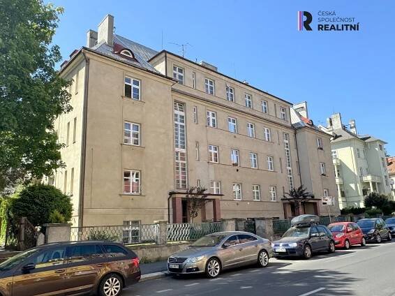 Pronájem bytu 2+1 s lodžií, Moskevská, Karlovy Vary – Česká Společnost Realitní