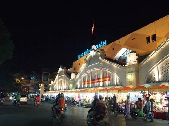 Dong Xuan market, the unique wholesale market of Hanoi? 18