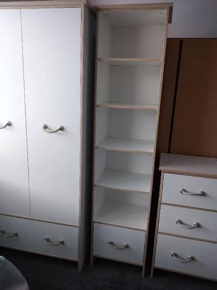 POLICOVÝ REGÁL VESMÍR 50/200/40 ÚCHYT LANO - reálné foto