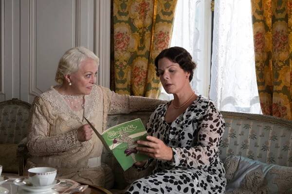 Kouzlo měsíčního svitu - Z filmu - Jacki Weaver, Marcia Gay Harden