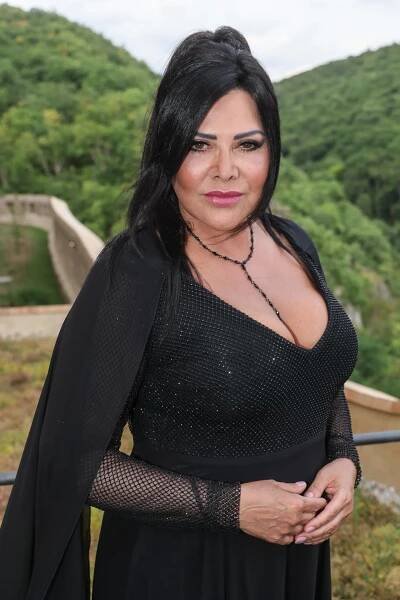 FOTO: Ilona se hodně změnila. – stránka 65