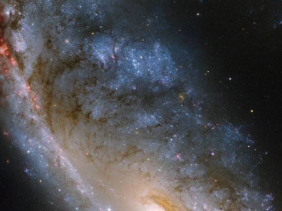 New Photos Show Lopsided Galaxy Called 'Meathook'