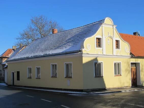 Soubor:Vlachovo Březí - Bursova kovárna.JPG
