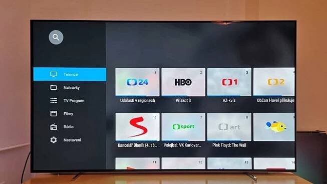 Na internetovou televizi se nyní lidé dívají až 12 hodin denně, hlásí SledováníTV