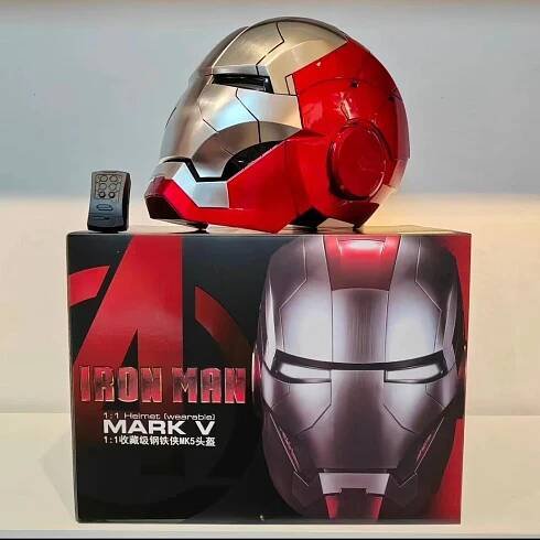 Nový elektronický Iron Man Mk5 1:1 helma Automatické hlasové ovládání Kolekce Avengers pro hraní rolí LED světelná hračka Blízký dosah Iron Man Dárek k helmě
