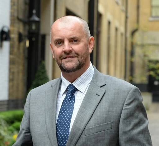 Ian Moore (2)