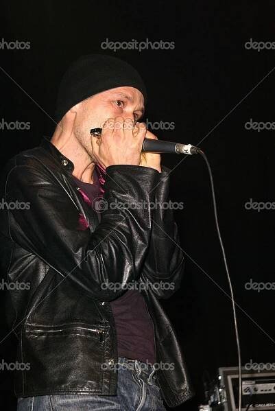 Stáhnout - Michael wincott v vanity fair "v koncertu" předložený dkny prospěch krok se ženské sítě, avalon, hollywood, ca 11-15-03 — Stock obrázek