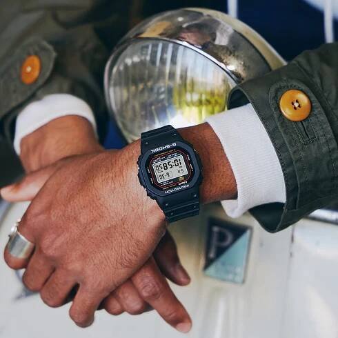 Casio G-Shock DW-5000R-1AER